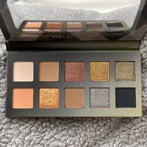 New Violet Voss Eye Shadows